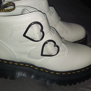 Dr. Martens Brand New 2 Lace Heart Edition Platform